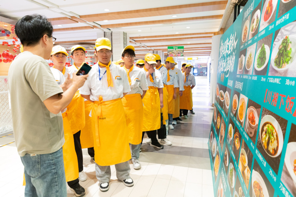 校企联动拓视野，实践赋能促就业——西安新东方烹饪技工学校组织中餐学子探店西安餐饮名企